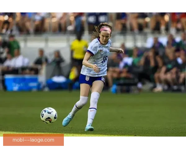 加拿大女足主帅因偷拍丑闻被停职引发舆论关注